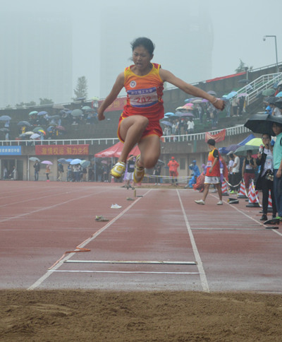 沈露丹_副本.jpg 沈露丹_副本.jpg