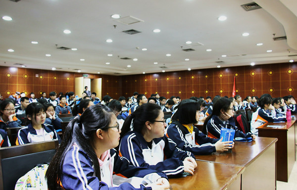 G:\宣传\2017年\4月\杭州市第九中学员工来公司参观交流\IMG_1583_副本.jpg G:\宣传\2017年\4月\杭州市第九中学员工来公司参观交流\IMG_1583_副本.jpg